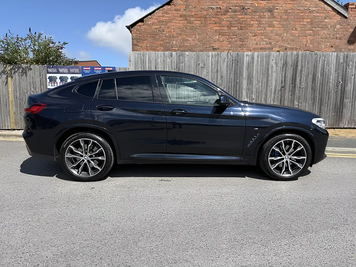 Used 2019 BMW X4 M Sport Black - Interior and Exterior details 9