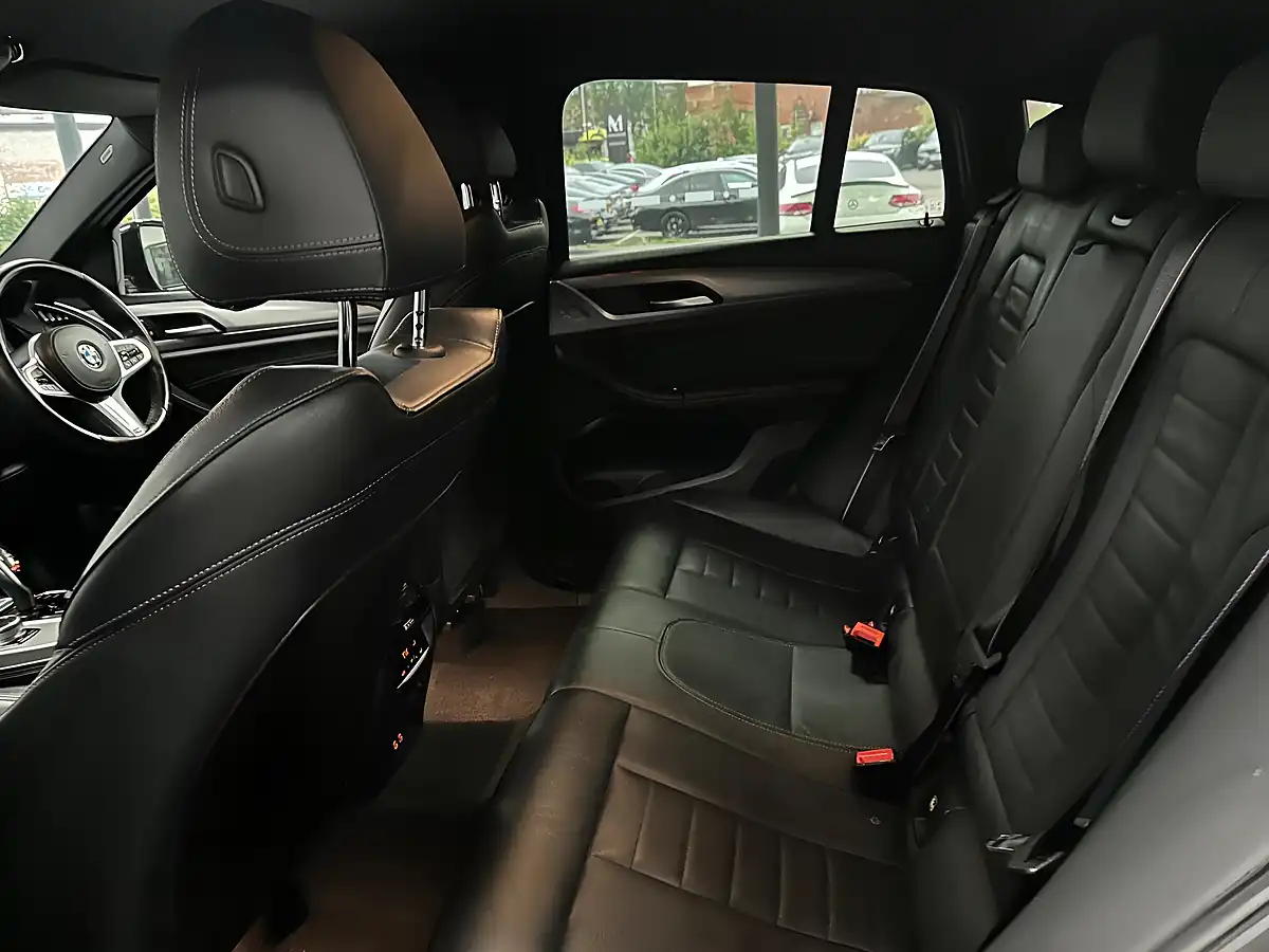 Used 2019 BMW X4 M Sport Grey - Interior and Exterior details 18