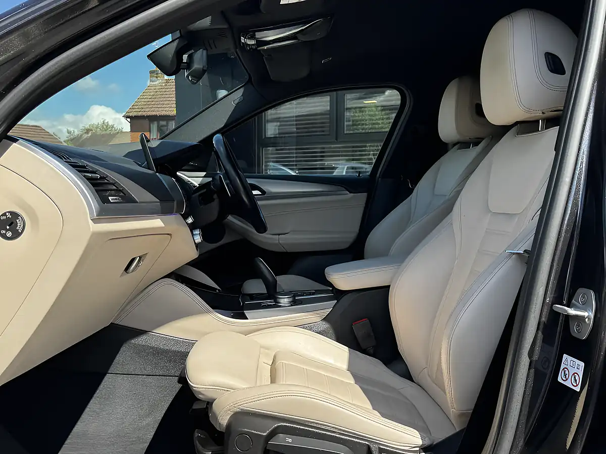 Used 2019 BMW X4 M Sport Sophisto Grey - Interior and Exterior details 19