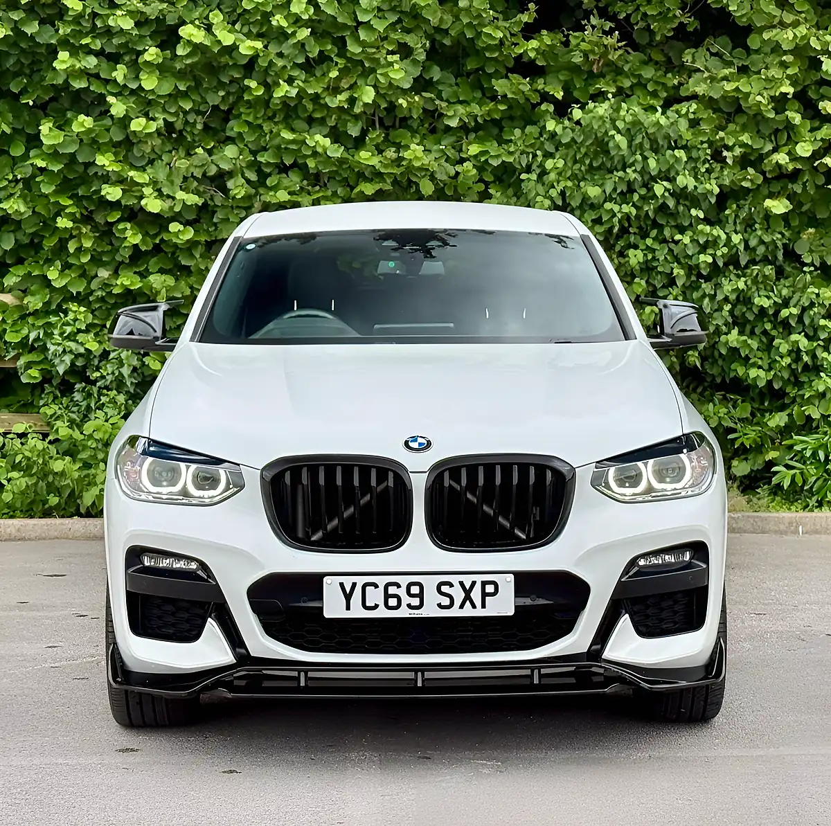 Used 2019 BMW X4 M Sport White - Interior and Exterior details 10