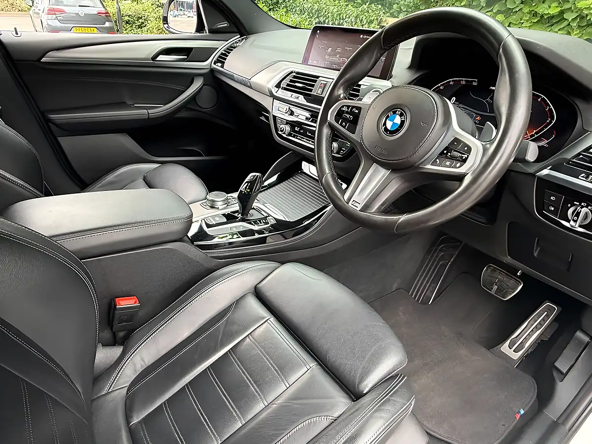 Used 2019 BMW X4 M Sport White - Interior and Exterior details 13