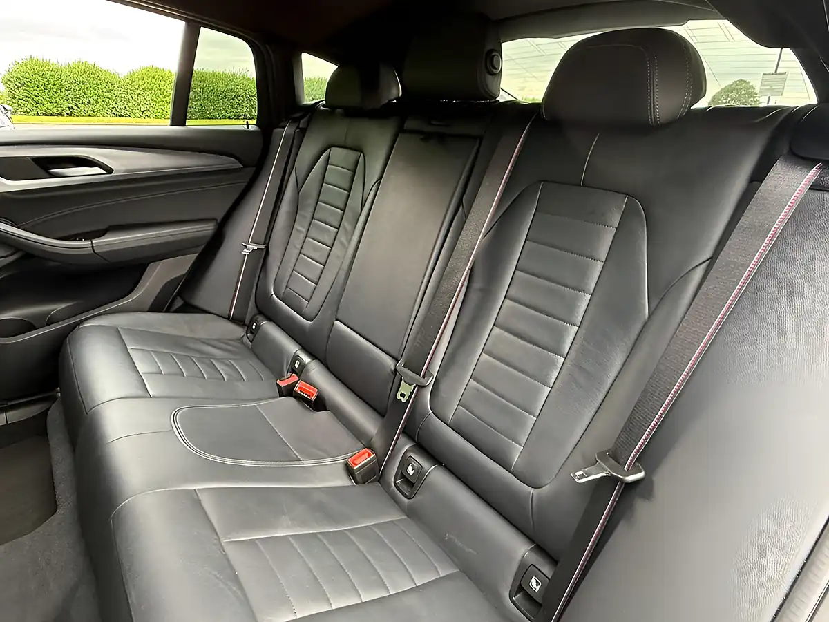 Used 2019 BMW X4 M Sport White - Interior and Exterior details 14