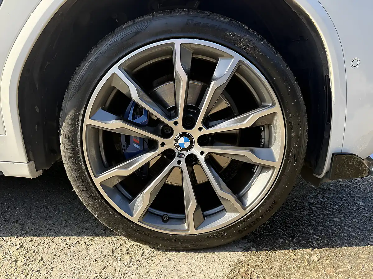 Used 2019 BMW X4 M Sport White - Interior and Exterior details 10