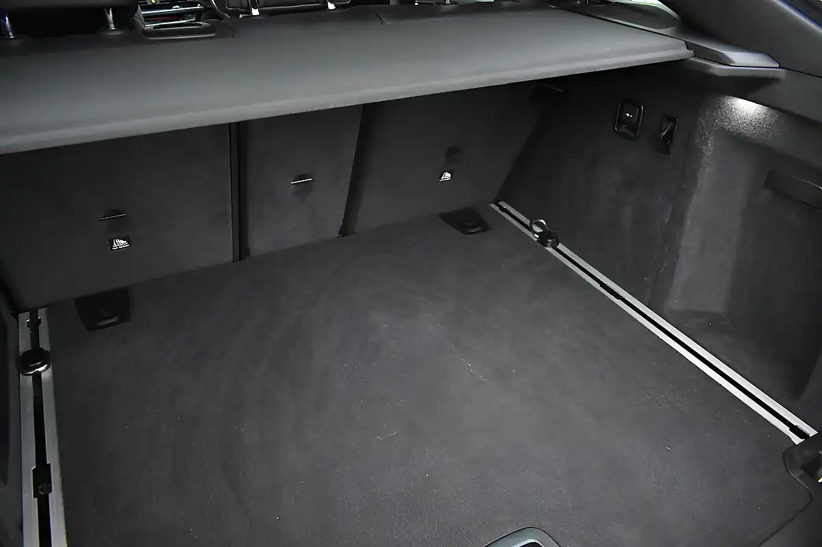 Used 2019 BMW X4 M Sport X Black - Interior and Exterior details 11