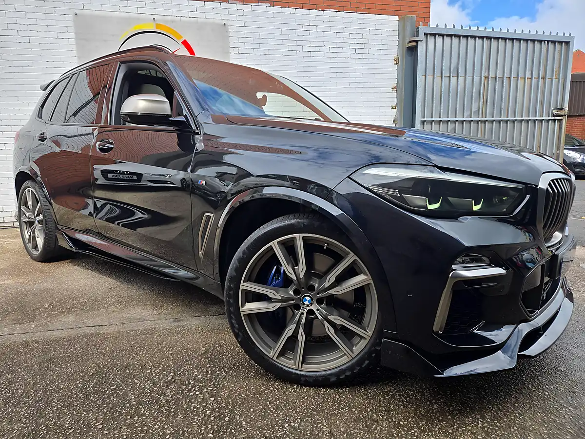 Used 2019 BMW X5 Auto Xdrive Black - Front View