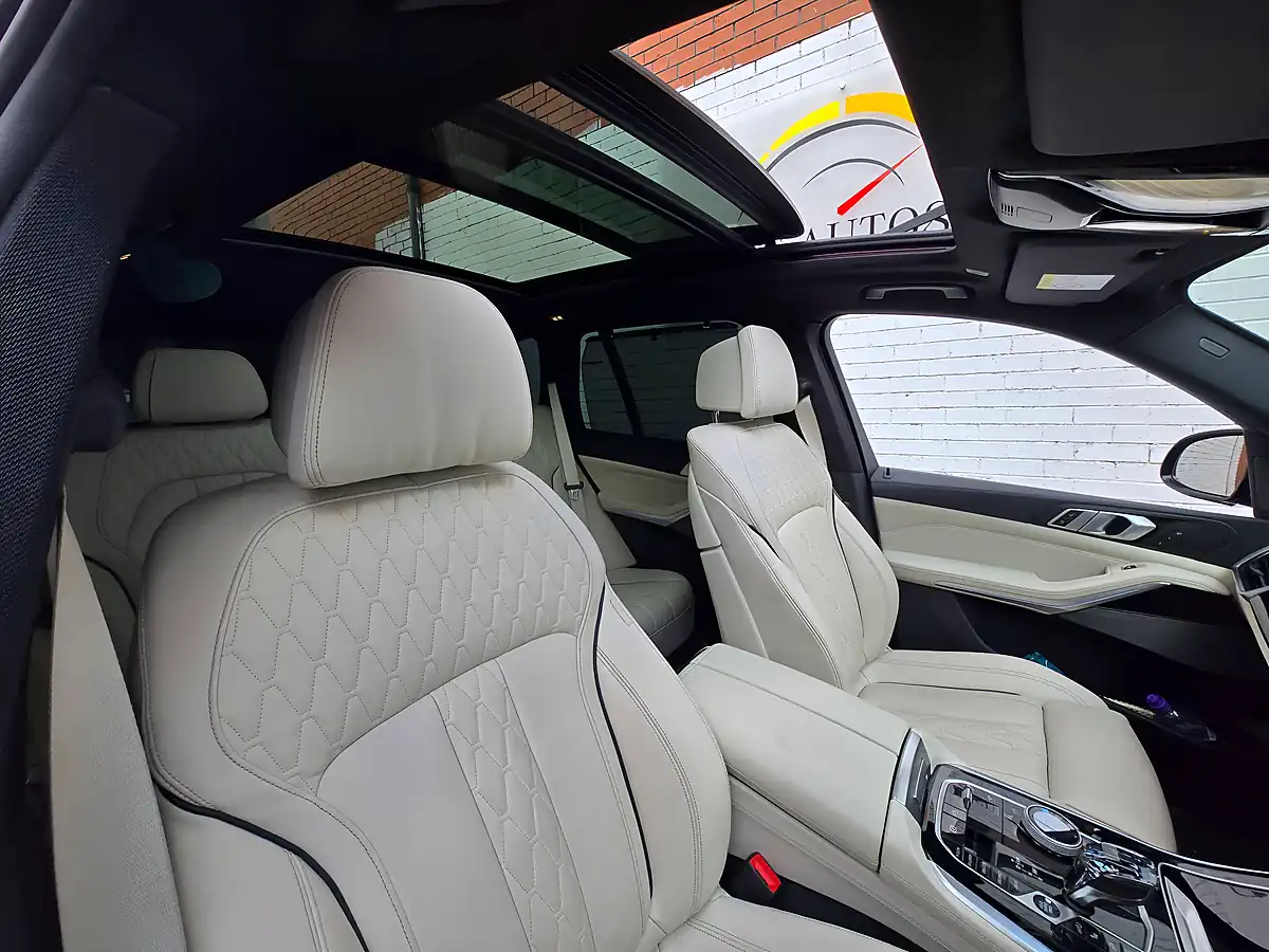Used 2019 BMW X5 Auto Xdrive Black - Interior and Exterior details 12