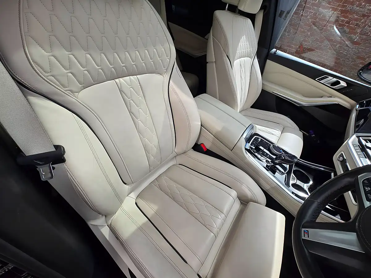 Used 2019 BMW X5 Auto Xdrive Black - Interior and Exterior details 14
