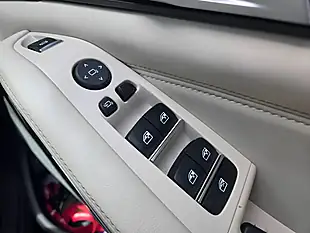 Used 2019 BMW X5 Auto Xdrive Black - Interior and Exterior details 19