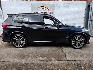 Used 2019 BMW X5 Auto Xdrive Black - Interior and Exterior details 6