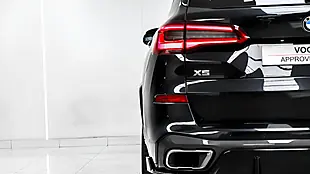 Used 2019 BMW X5 Black - Interior and Exterior details 13