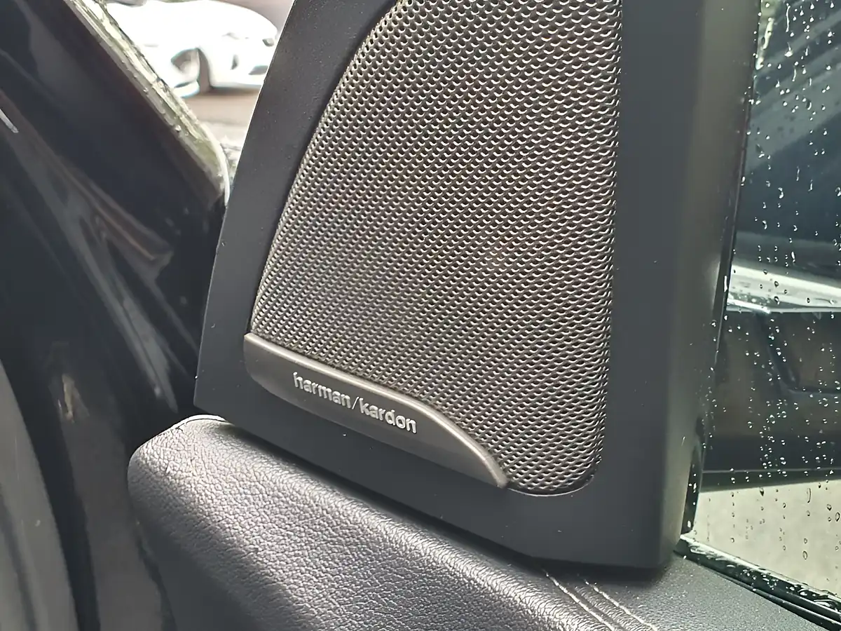 Used 2019 BMW X5 Black - Interior and Exterior details 17