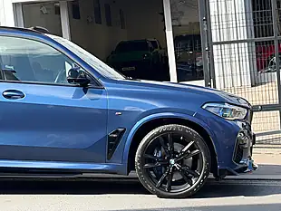Used 2019 BMW X5 Blue - Interior and Exterior details 15