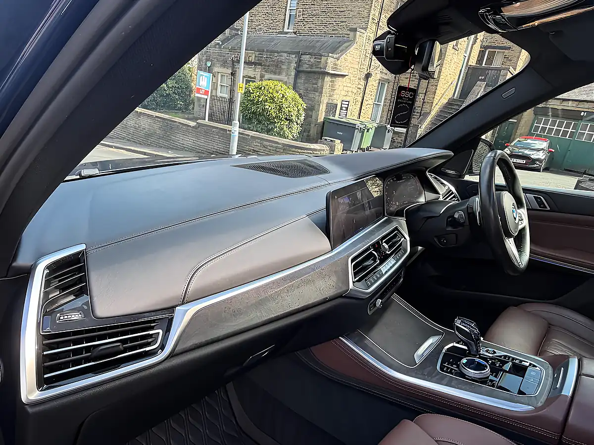 Used 2019 BMW X5 Blue - Interior and Exterior details 18