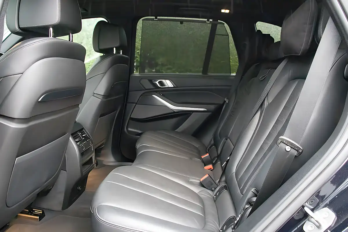 Used 2019 BMW X5 Carbon Black - Interior and Exterior details 16
