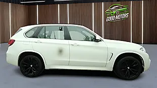 Used 2019 BMW X5 Estate White - Interior and Exterior details 5