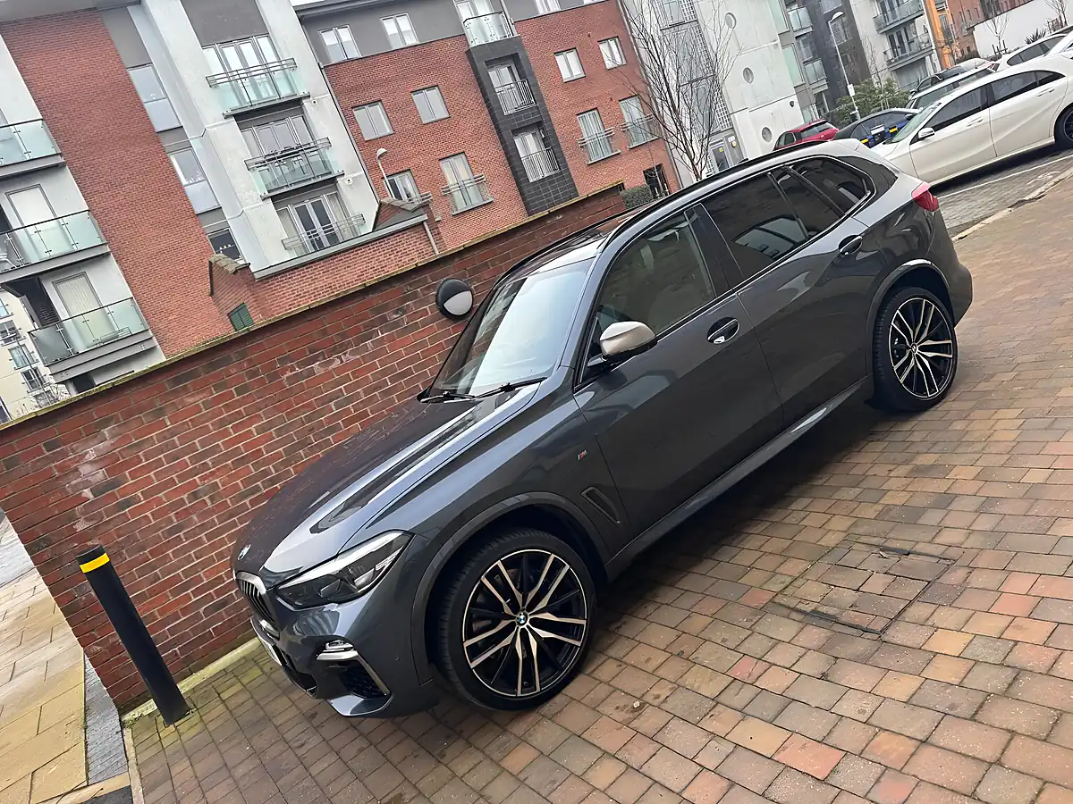 Used 2019 BMW X5 Grey - Interior and Exterior details 3