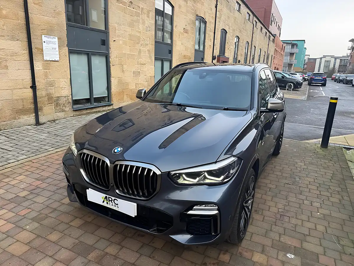 Used 2019 BMW X5 Grey - Interior and Exterior details 8