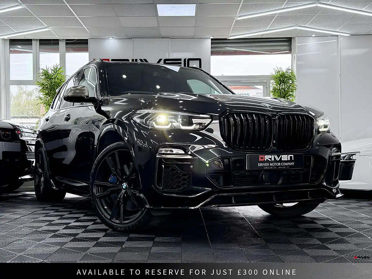 Used 2019 BMW X5 M Performance Black - Interior and Exterior details 10
