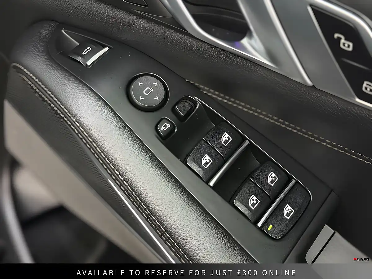 Used 2019 BMW X5 M Performance Black - Interior and Exterior details 13