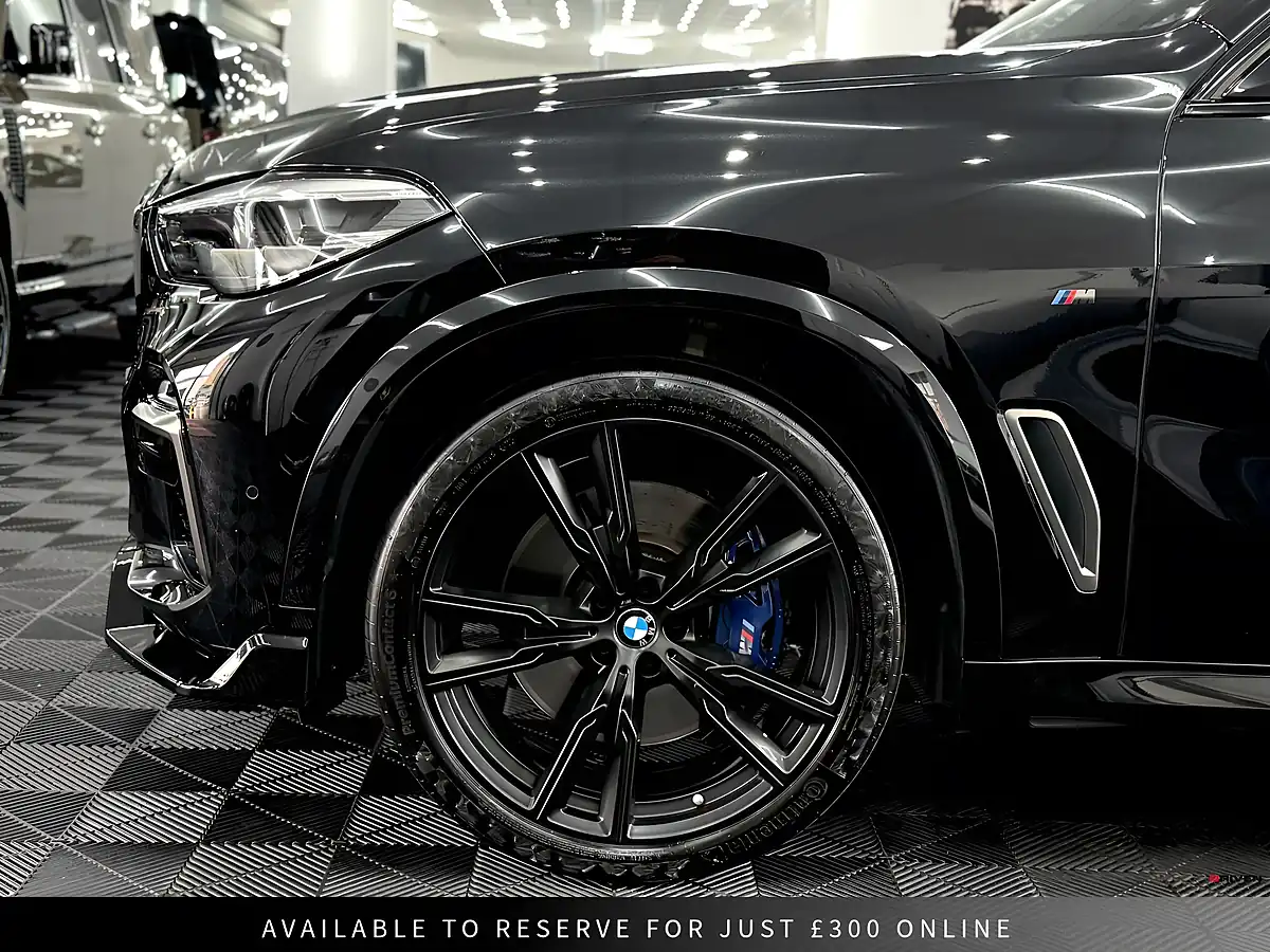 Used 2019 BMW X5 M Performance Black - Interior and Exterior details 14