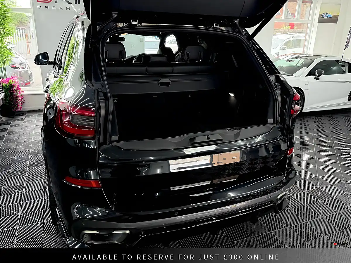 Used 2019 BMW X5 M Performance Black - Interior and Exterior details 20