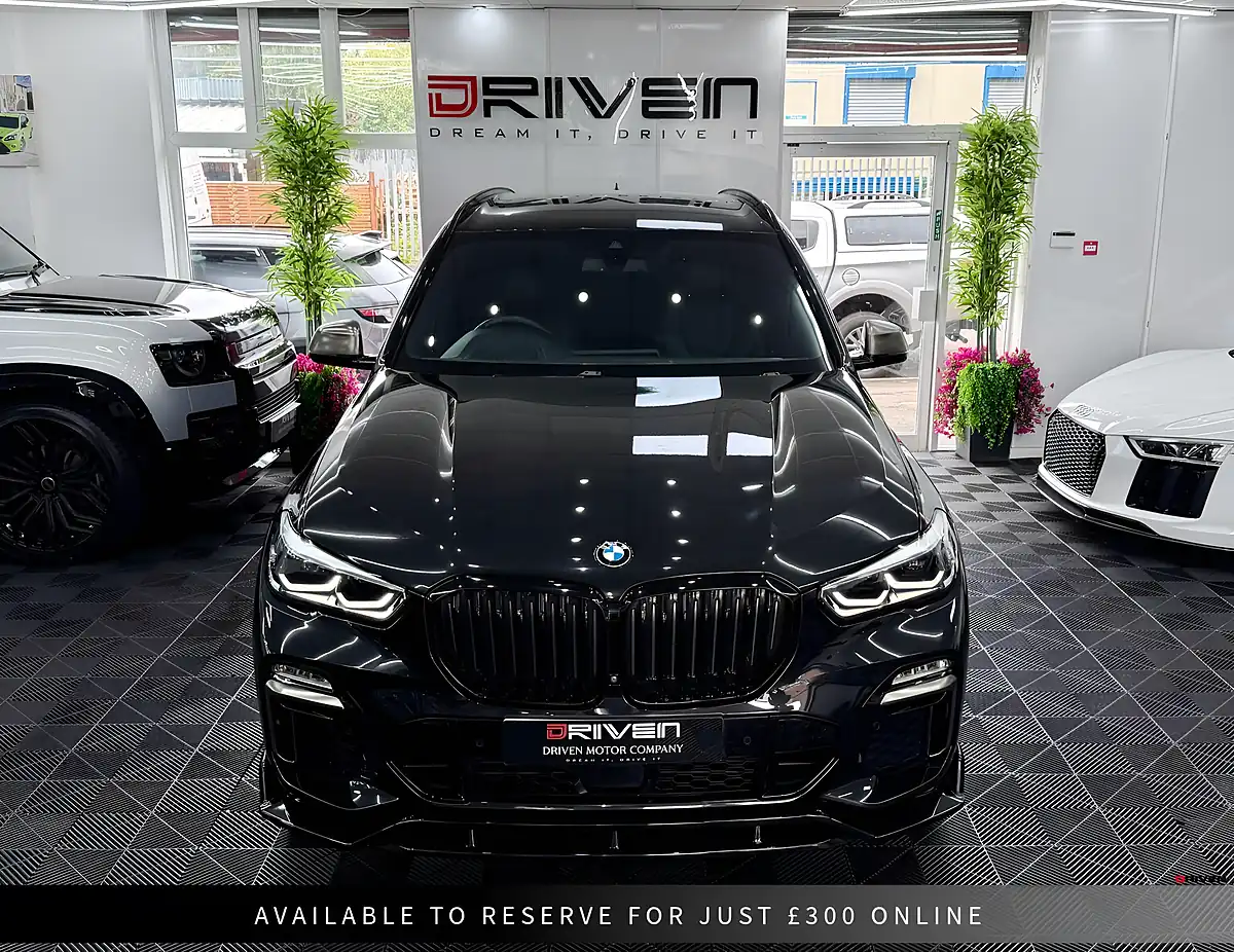 Used 2019 BMW X5 M Performance Black - Interior and Exterior details 3