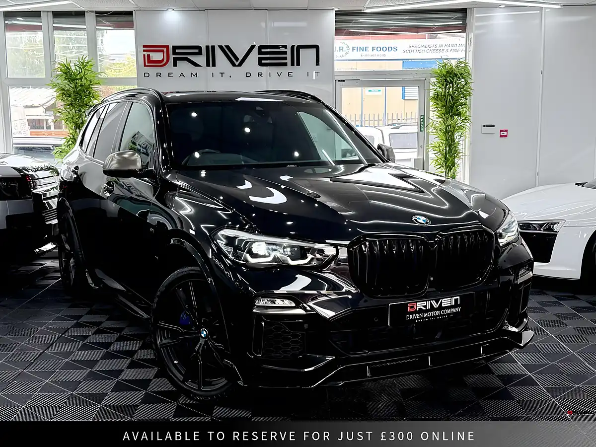 Used 2019 BMW X5 M Performance Black - Interior and Exterior details 6