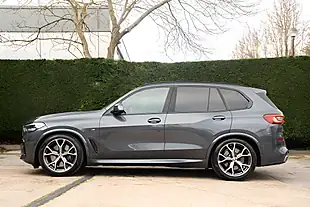 Used 2019 BMW X5 M Sport Arctic Grey - Interior and Exterior details 10