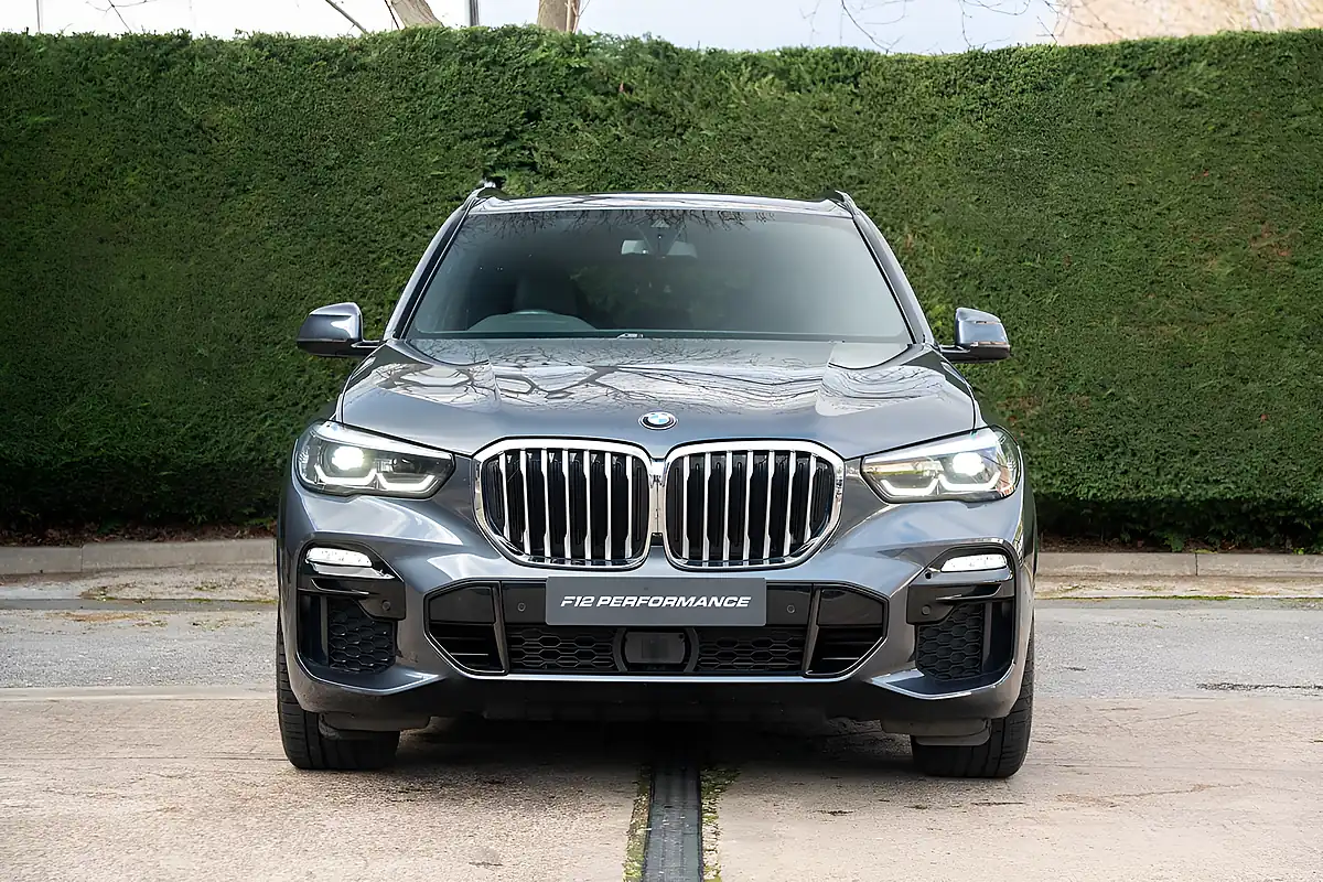 Used 2019 BMW X5 M Sport Arctic Grey - Interior and Exterior details 12