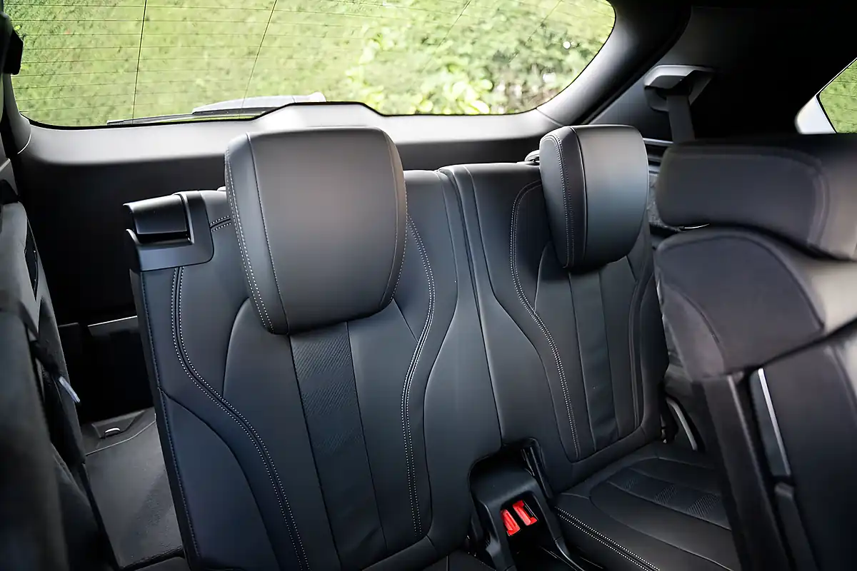 Used 2019 BMW X5 M Sport Arctic Grey - Interior and Exterior details 15