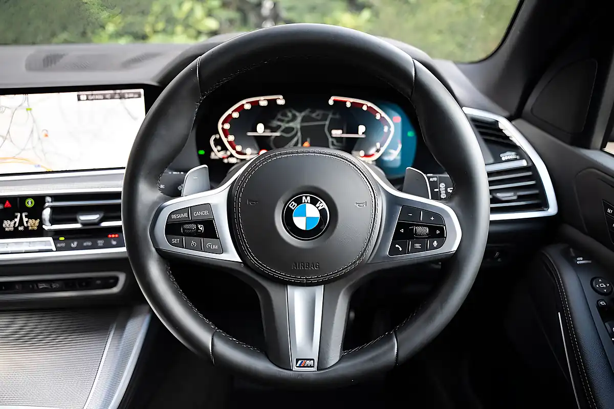 Used 2019 BMW X5 M Sport Arctic Grey - Interior and Exterior details 18