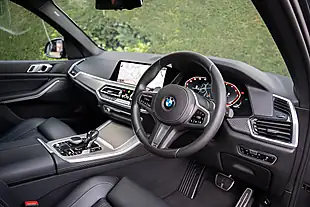 Used 2019 BMW X5 M Sport Arctic Grey - Interior and Exterior details 3