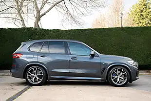 Used 2019 BMW X5 M Sport Arctic Grey - Interior and Exterior details 6