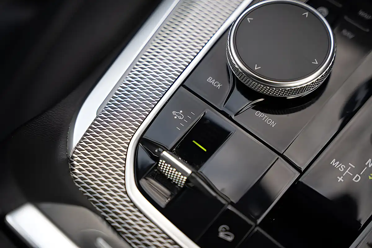 Used 2019 BMW X5 M Sport Arctic Grey - Interior and Exterior details 17