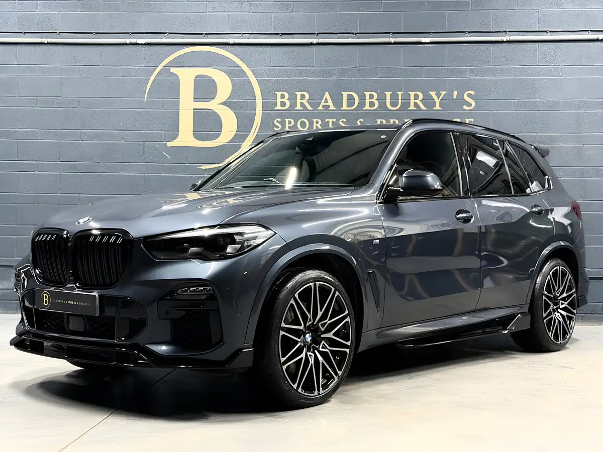 Used 2019 BMW X5 M Sport Arctic Grey Metallic - Interior and Exterior details 2
