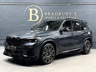 Used 2019 BMW X5 M Sport Arctic Grey Metallic - Interior and Exterior details 3