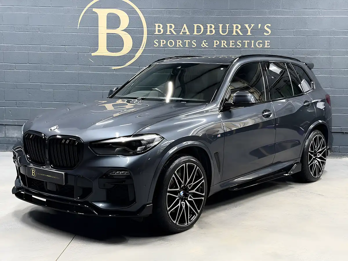 Used 2019 BMW X5 M Sport Arctic Grey Metallic - Interior and Exterior details 5