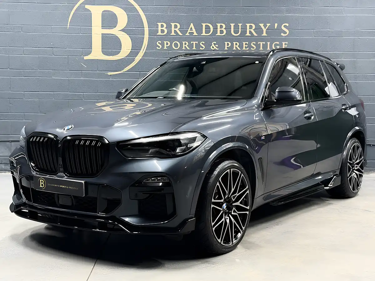 Used 2019 BMW X5 M Sport Arctic Grey Metallic - Interior and Exterior details 8