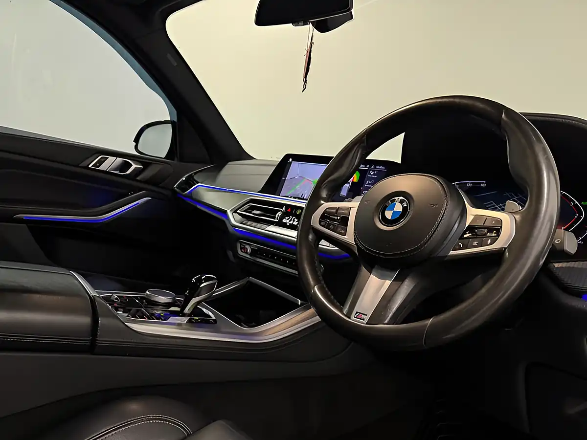 Used 2019 BMW X5 M Sport Black - Interior and Exterior details 10