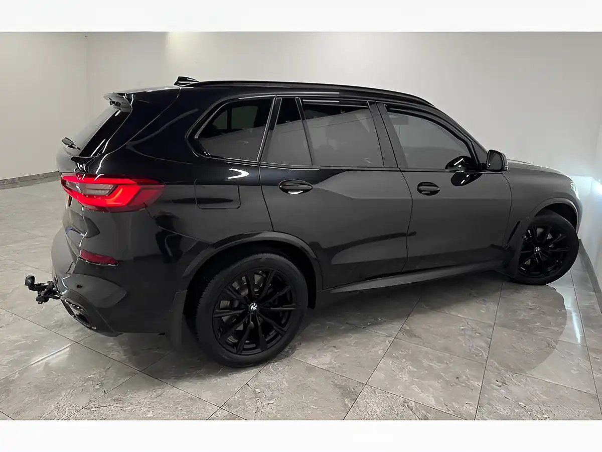 Used 2019 BMW X5 M Sport Black - Interior and Exterior details 8