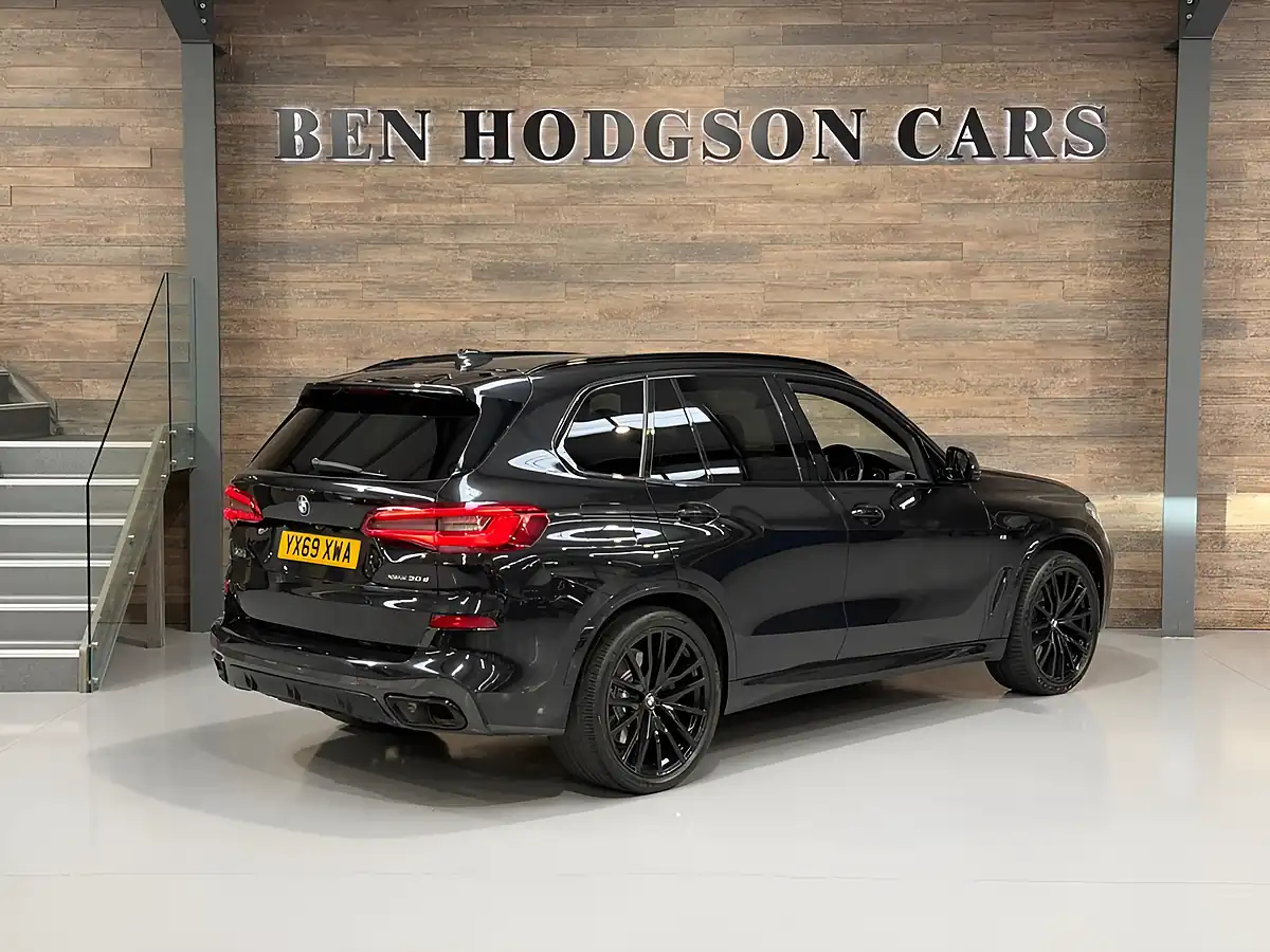 Used 2019 BMW X5 M Sport Black - Interior and Exterior details 3