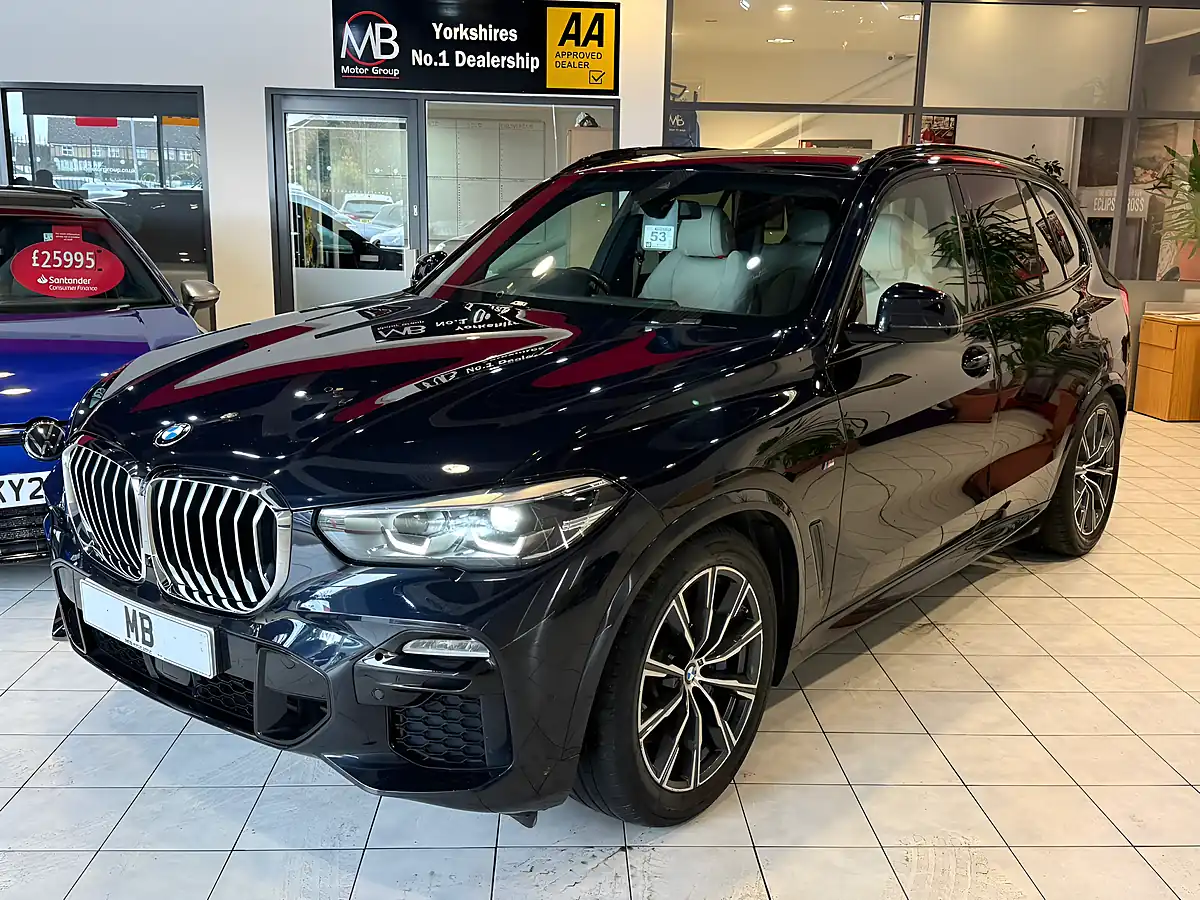 Used 2019 BMW X5 M Sport Black - Interior and Exterior details 5