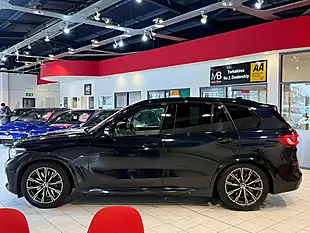 Used 2019 BMW X5 M Sport Black - Interior and Exterior details 6