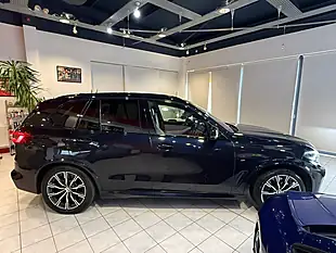 Used 2019 BMW X5 M Sport Black - Interior and Exterior details 9