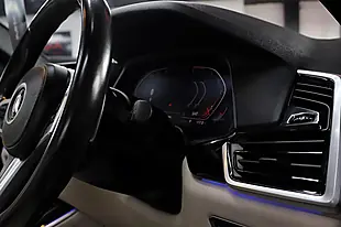 Used 2019 BMW X5 M Sport Black - Interior and Exterior details 12