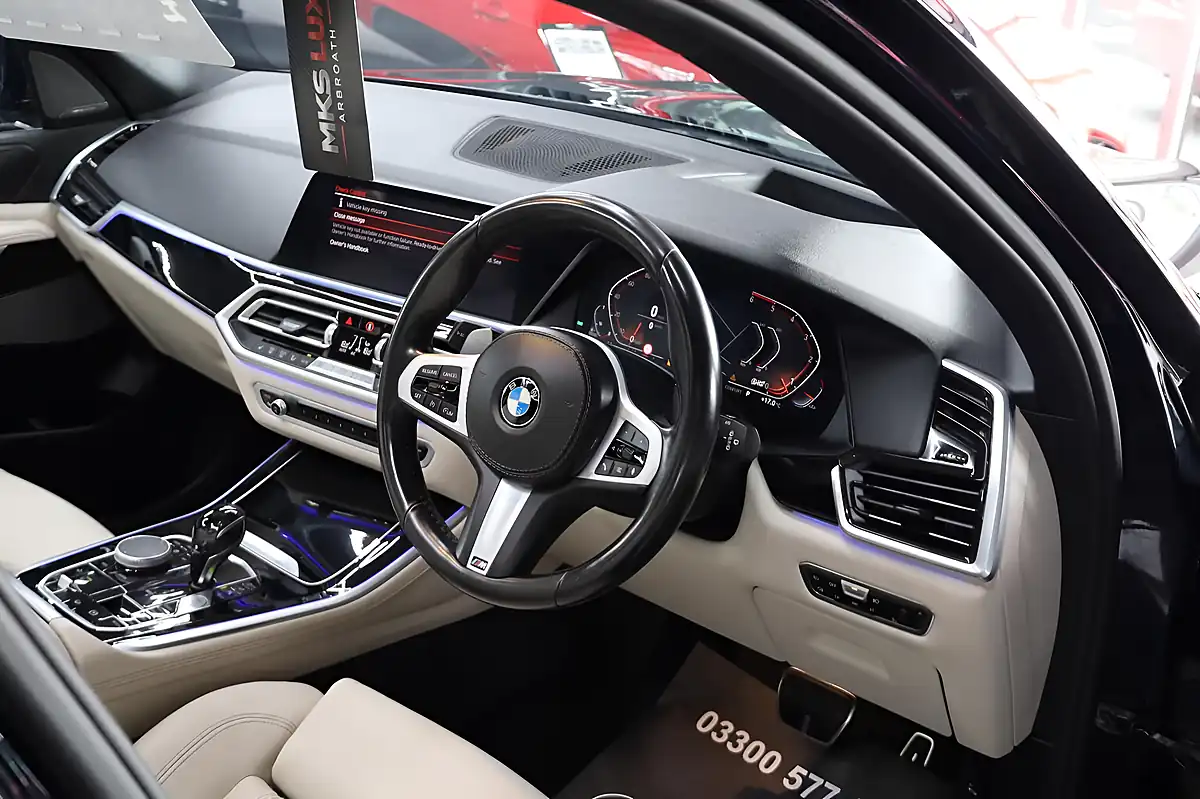 Used 2019 BMW X5 M Sport Black - Interior and Exterior details 13