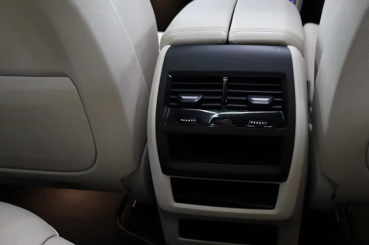 Used 2019 BMW X5 M Sport Black - Interior and Exterior details 15