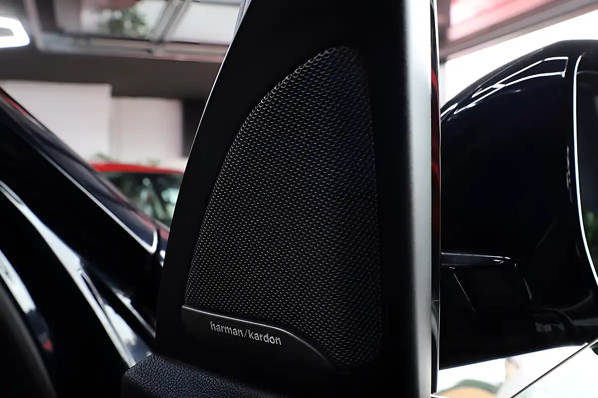 Used 2019 BMW X5 M Sport Black - Interior and Exterior details 17