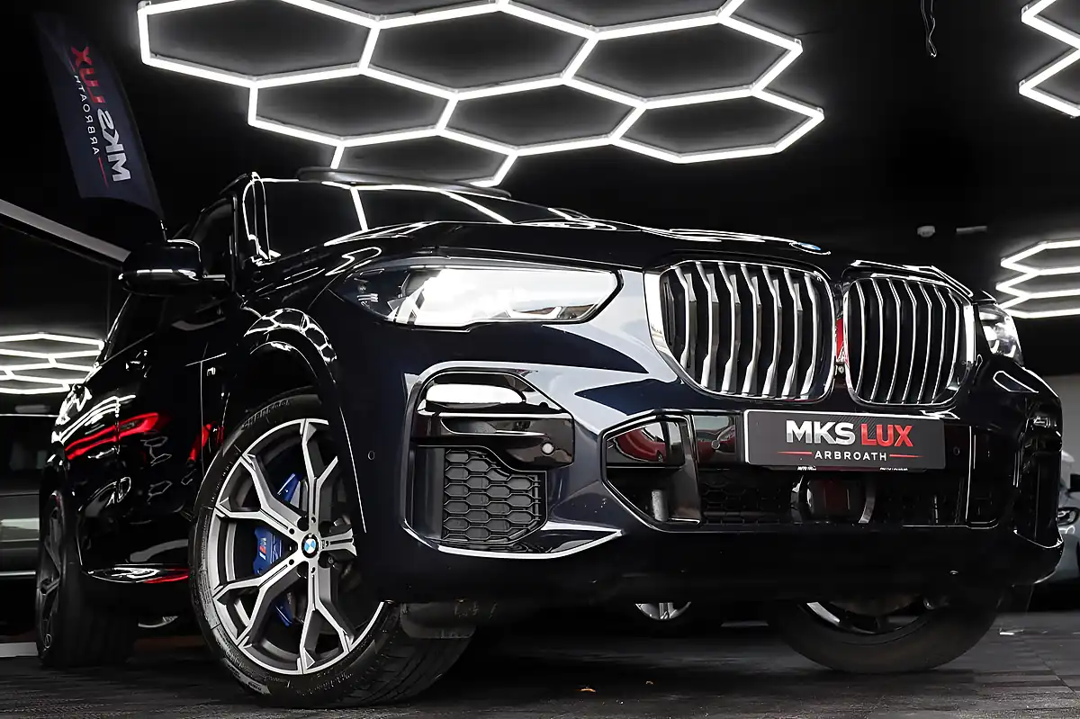 Used 2019 BMW X5 M Sport Black - Interior and Exterior details 5