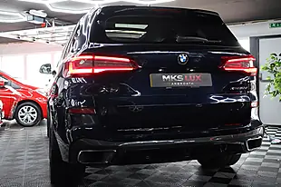 Used 2019 BMW X5 M Sport Black - Interior and Exterior details 9